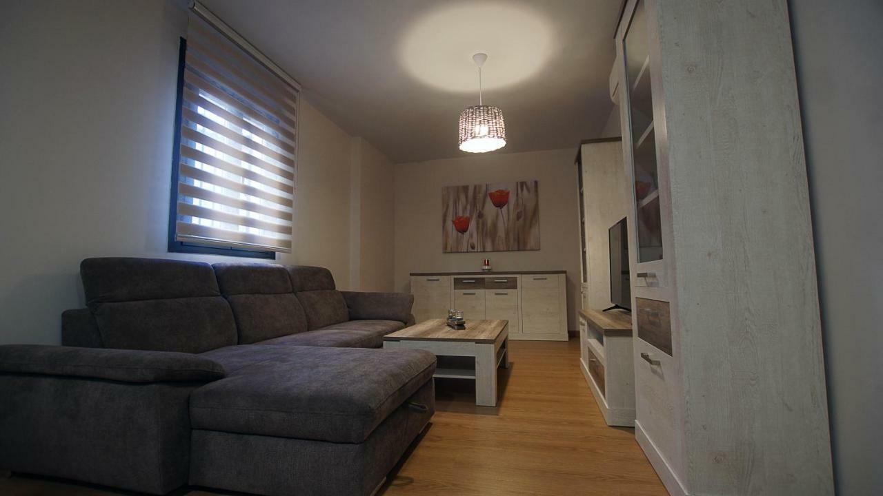 Apartamento Con Garaje, El Barco Толедо Екстериор снимка